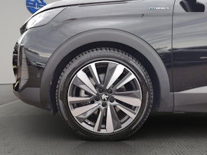 Vehicle image PEUGEOT 3008 1.6 Plug-in Hybrid4 GT Pack