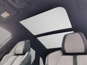 Vehicle image PEUGEOT 3008 1.6 Plug-in Hybrid4 GT Pack