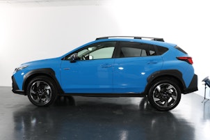 Vehicle image SUBARU Crosstrek 2.0i e-Boxer Luxury