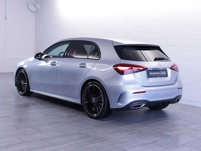 Vehicle image MERCEDES-BENZ A 200