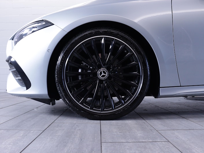 Vehicle image MERCEDES-BENZ A 200