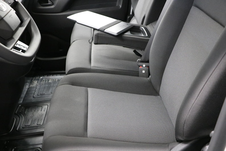 Vehicle image TOYOTA PROACE