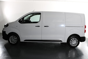 Vehicle image TOYOTA PROACE Van L1 50KWh Advanced