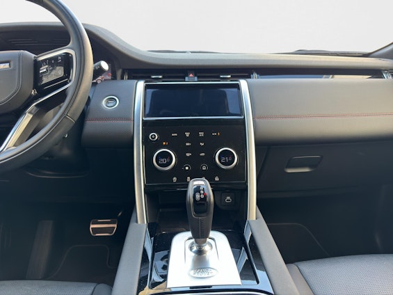 Vehicle image 6 Vehicle image 6