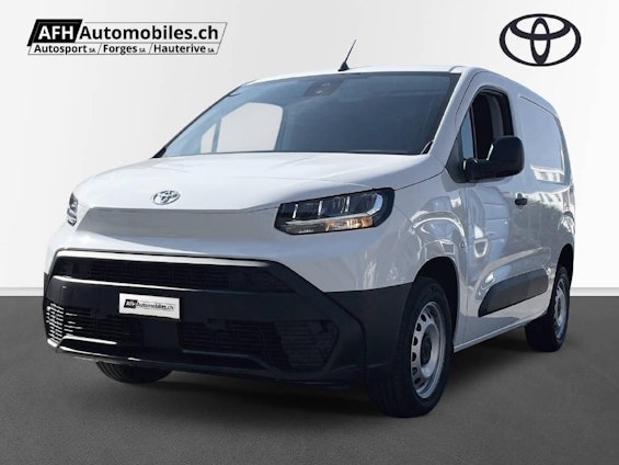 First vehicle image