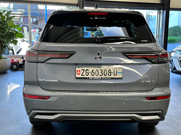 Mitsubishi Outlander 2.4 PHEV Instyle 4x4