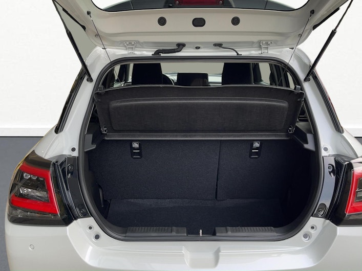 Vehicle image SUZUKI SWIFT