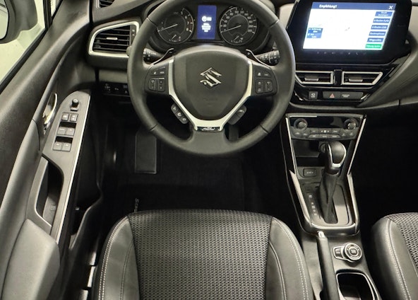 Vehicle image 10 Vehicle image 10