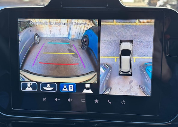 Vehicle image 13 Vehicle image 13