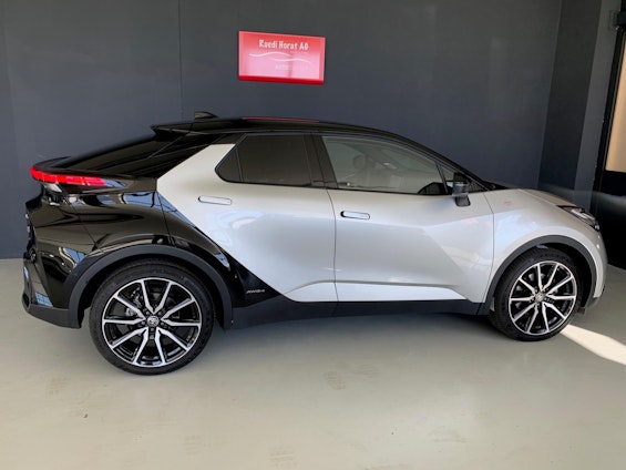 Vehicle image 27 Vehicle image 27