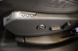 Vehicle image DS AUTOMOBILES 7 Crossback 1.6 E-Tense Be Chic 4x4