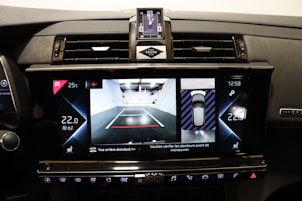 Vehicle image DS AUTOMOBILES 7 Crossback 1.6 E-Tense Be Chic 4x4