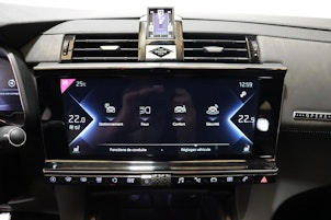 Vehicle image DS AUTOMOBILES 7 Crossback 1.6 E-Tense Be Chic 4x4