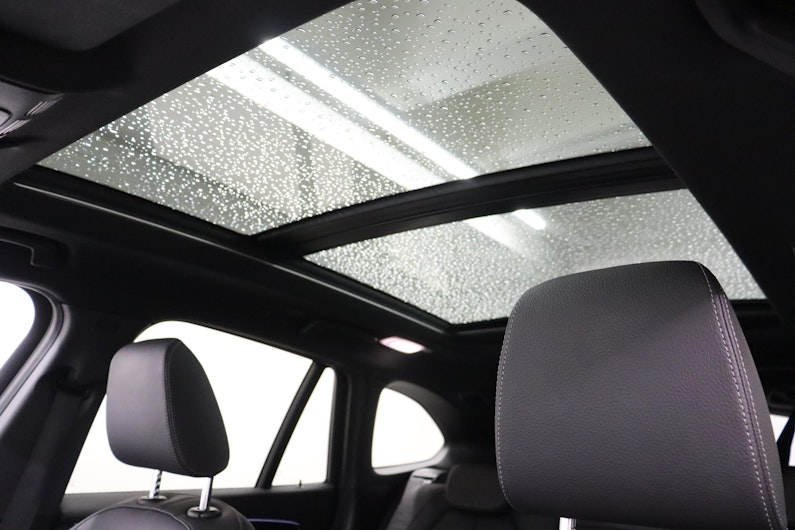 Vehicle image BMW X1