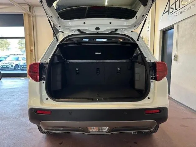 Suzuki Vitara 1.5 Compact Top Hybrid 4x4