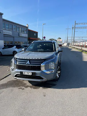 Mitsubishi Outlander 2.4 PHEV Instyle 4x4
