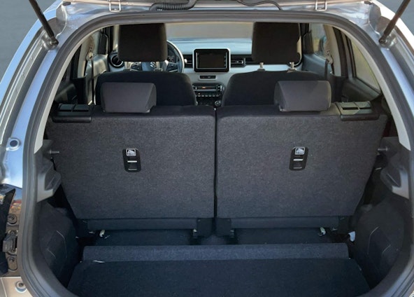 Vehicle image 19 Vehicle image 19