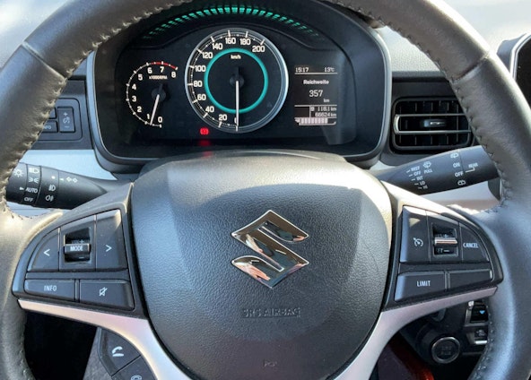 Vehicle image 13 Vehicle image 13