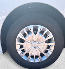 https://vehicle.imgix.net/3854485/69860446-2297-4e41-bc06-5339ecb168bd.jpg