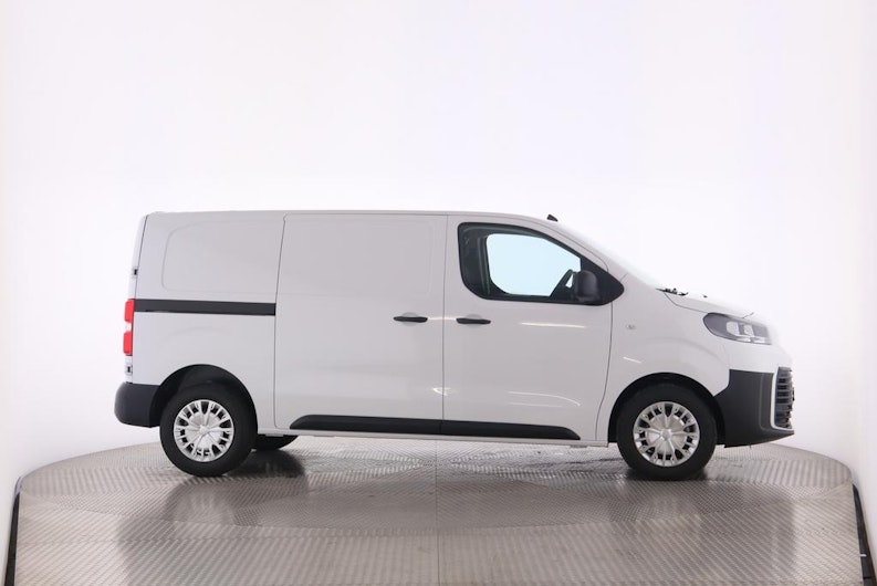 Vehicle image TOYOTA PROACE