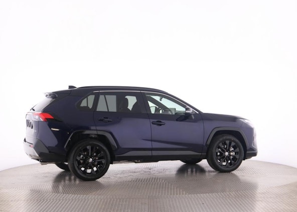 Vehicle image 4 Vehicle image 4