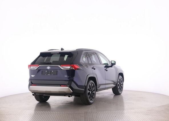 Vehicle image 3 Vehicle image 3