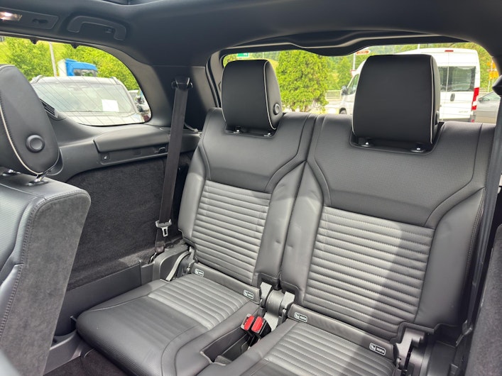 Vehicle image LAND ROVER DISCOVERY