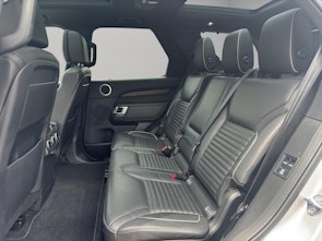 Vehicle image LAND ROVER Discovery 3.0 SDV6 HSE Luxury