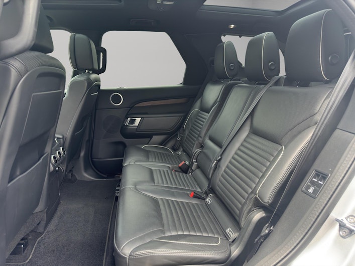 Vehicle image LAND ROVER DISCOVERY