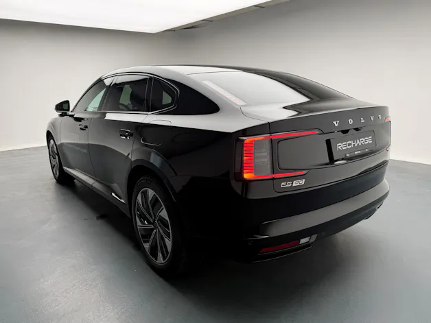 Volvo ES90 Ultra
