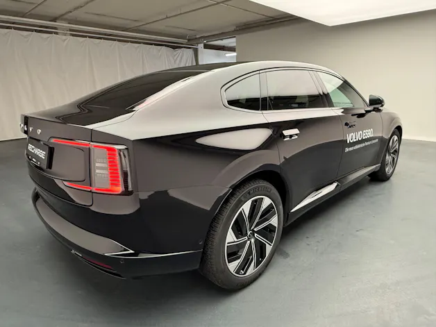 Volvo ES90 Ultra
