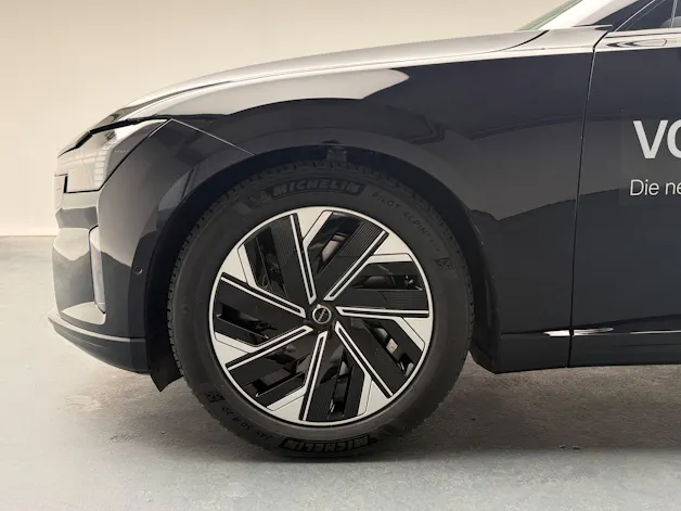 Volvo ES90 Ultra