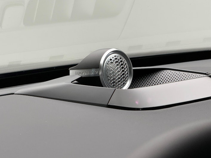 Vehicle image VOLVO ES90