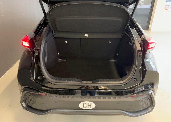 Vehicle image 13 Vehicle image 13