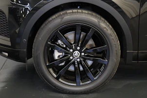 image du véhicule JAGUAR E-Pace 1.5 T 270e R-Dynamic SE AWD