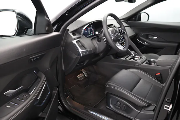 Jaguar E-Pace 1.5 T 270e R-Dynamic SE AWD