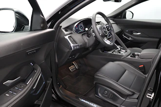 https://vehicle.imgix.net/3854658/8217477c-696e-4d38-a1e6-e96b5ec15e2e.JPG