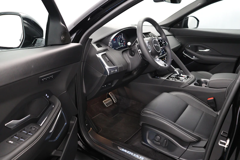 image du véhicule JAGUAR E-PACE