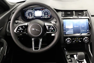image du véhicule JAGUAR E-Pace 1.5 T 270e R-Dynamic SE AWD
