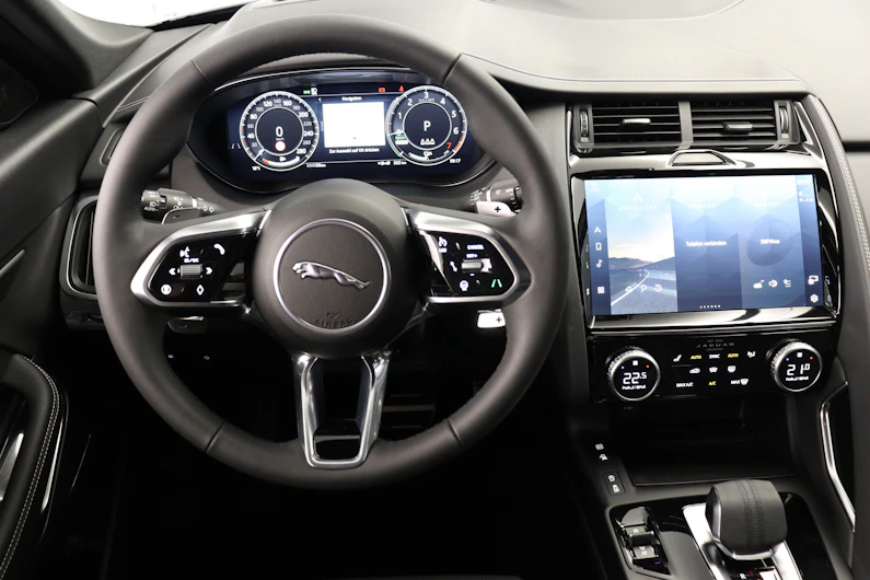 image du véhicule JAGUAR E-PACE
