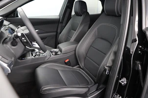 image du véhicule JAGUAR E-Pace 1.5 T 270e R-Dynamic SE AWD