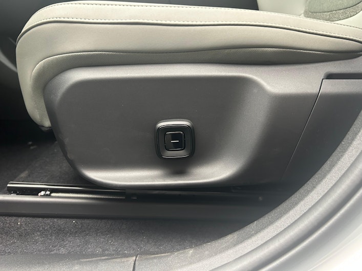 Vehicle image VOLVO EX 30