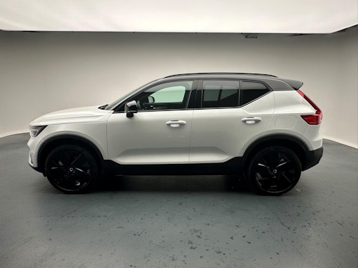 VOLVO EX40 Twin Black Edition AWD 2