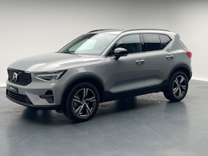 Vehicle image VOLVO XC40 2.0 B4 MH Plus Dark