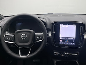 Vehicle image VOLVO XC40 2.0 B4 MH Plus Dark