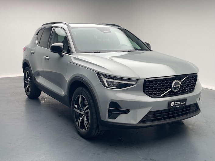 Vehicle image VOLVO XC40