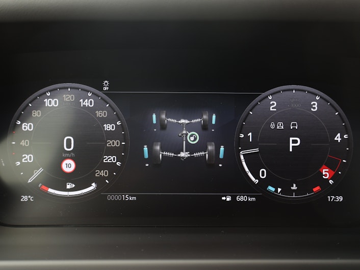 Vehicle image LAND ROVER DEFENDER