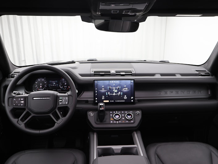 Vehicle image LAND ROVER DEFENDER