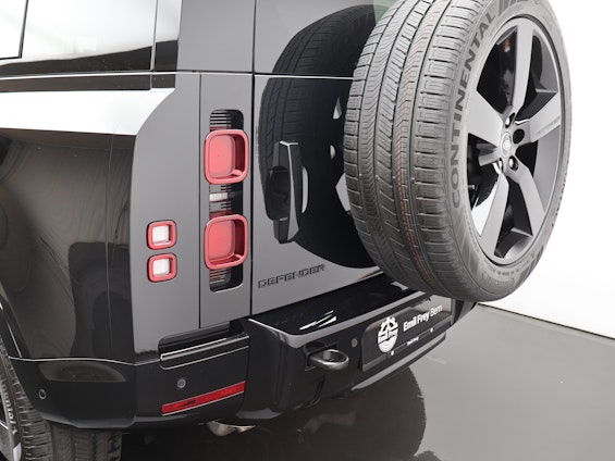 Vehicle image 21