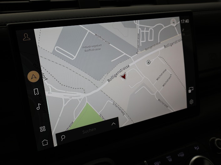 Vehicle image LAND ROVER DEFENDER